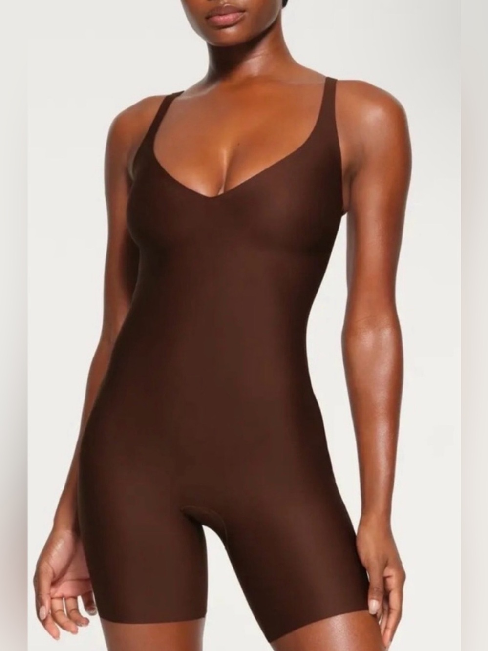 SKIMS NWT Body Unlined Plunge Mid-Thigh Bodysuit